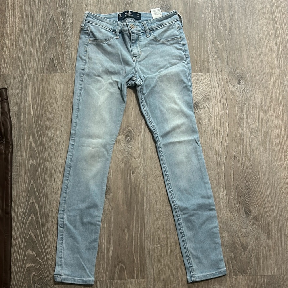 Hollister skinny jeans (short)